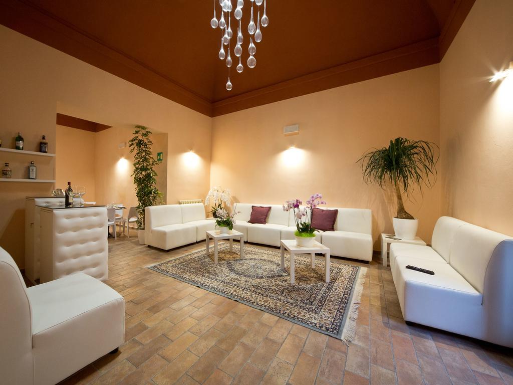 Hotel Palazzo Renieri - 3Stelle S Colle Val D'Elsa Exterior foto